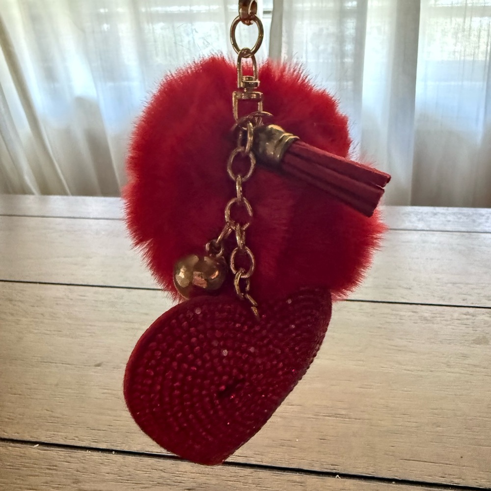 Red Heart Keychain with Pom Pom - Picture 2 of 2